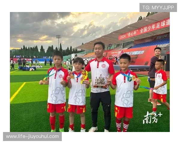廖书琦：从绿茵场到足球梦想的追逐，少年球员的成长故事与未来展望
